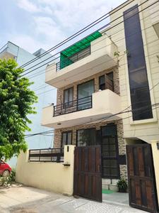 6 BHK Villa