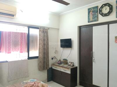 Bedroom Image of 1600 Sq.ft 4 BHK Apartment / Flat for sale in Raunak Unnathi Woods Phase 3, Kasarvadavali Thane for Rs. 19500000