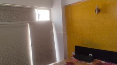 Bedroom Image of 900 Sq.ft 2 BHK Apartment / Flat for rent in Amrapali Zodiac, Sector 120 Noida for Rs. 32000