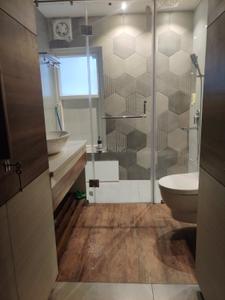 Bathroom Image of 3000 Sq.ft 4 BHK Apartment / Flat for rent in Janta Falcon View, JLPL Industrial Area Mohali for Rs. 90000