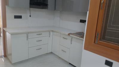 Kitchen Image of 1000 Sq.ft 2 BHK Apartment / Flat for sale in Sector 110 Noida for Rs. 3500000