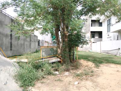 Image of 4500 Sq.ft Residential Plot / Land for sale in Sector 14, Faridabad for Rs. 120000000