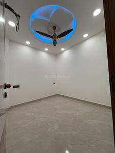 Bedroom Image of 950 Sq.ft 3 BHK Builder Floor for sale in Govindpuri New Delhi for Rs. 6000000