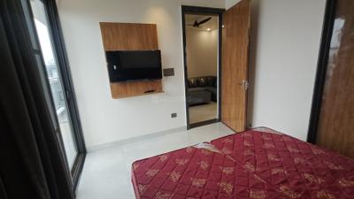 Bedroom Image of 800 Sq.ft 1 BHK Builder Floor for rent in Sector 52 Gurgaon for Rs. 30000