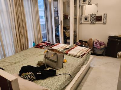 Bedroom Image of 850 Sq.ft 2.5 BHK Duplex for sale in Mohini Tower, Khar West Mumbai for Rs. 40000000