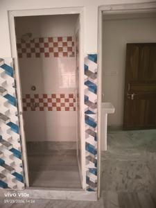 Bathroom Image of 610 Sq.ft 2 BHK Apartment / Flat for sale in Santoshpur Kolkata for Rs. 2900000