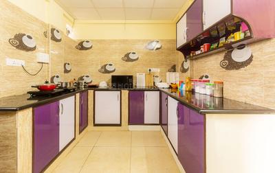 Kitchen Image of Premium luxurious pg in Sector 49, Gurgaon