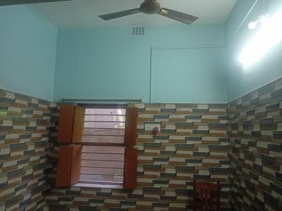 Bedroom Image of 300 Sq.ft 2 BHK Independent House for rent in Medinipur Sadar West Medinipur for Rs. 6000