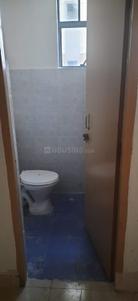 Bathroom Image of 450 Sq.ft 1 BHK Apartment / Flat for sale in Ninex RMG Residency, Sector 37C Gurgaon for Rs. 4400000