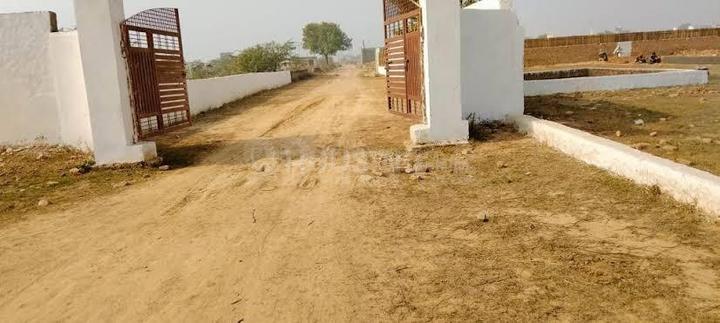 Image of 450 Sq.ft Residential Plot / Land for sale in Knowledge Park 3, Greater Noida for Rs. 1000000