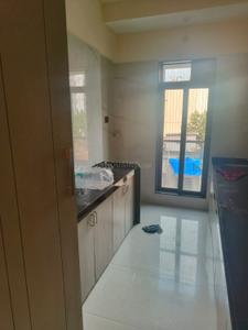 Kitchen Image of 700 Sq.ft 2 BHK Apartment / Flat for rent in Sosar Solitaire, Khar West Mumbai for Rs. 125000