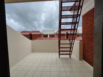 Balcony Image of 1700 Sq.ft 4 BHK Independent House for sale in Waghodia Road Vadodara for Rs. 6950000