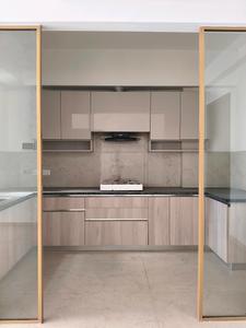 Kitchen Image of 1595 Sq.ft 3 BHK Apartment / Flat for sale in Smartworld Orchard, Sector 61 Gurgaon for Rs. 24500000