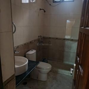 Image of 1350 Sq.ft 3 BHK Apartment / Flat for sale in DDA Flat, Pitampura, New Delhi for Rs. 25000000