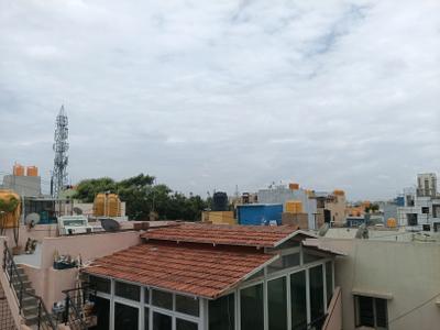 Living Room Image of 600 Sq.ft 2 BHK Apartment / Flat for rent in Sinthan Nagar Bengaluru for Rs. 22000
