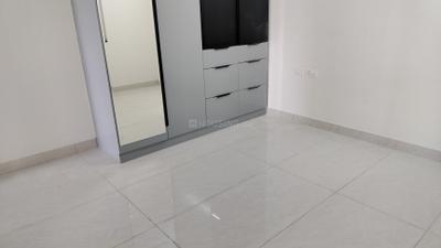 Bedroom Image of 2124 Sq.ft 3 BHK Apartment / Flat for rent in Prestige Beverly Hills, Kokapet Hyderabad for Rs. 80000