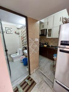 Kitchen Image of 1000 Sq.ft 2 BHK Apartment / Flat for rent in DDA Om Apartment, Sector 14 Dwarka New Delhi for Rs. 28000