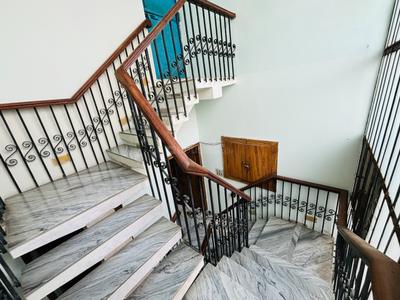 Image of 6000 Sq.ft 7 BHK Villa for sale in Sunderpur, Varanasi for Rs. 130000000