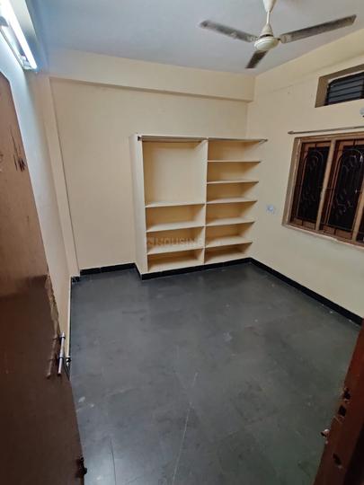 om petel estate Living Room 1