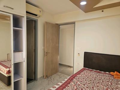 Bedroom Image of 950 Sq.ft 2 BHK Apartment / Flat for sale in Lodha New Cuffe Parade, Sion Mumbai for Rs. 29500000
