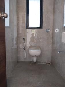 Bathroom Image of 700 Sq.ft 2 BHK Apartment / Flat for sale in Dahisar West Mumbai for Rs. 13000000