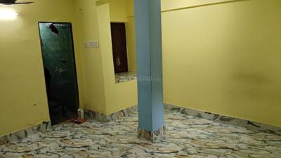 Living Room Image of 705 Sq.ft 2 BHK Builder Floor for rent in Sinthi Kolkata for Rs. 12000