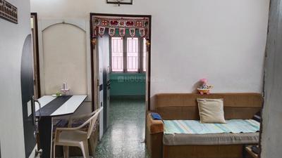 Living Room Image of 990 Sq.ft 3 BHK Apartment / Flat for sale in Naranpura Ahmedabad for Rs. 6499000