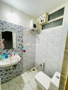 Image of 1450 Sq.ft 3 BHK Apartment / Flat for rent in Virasha Heights, Bawadiya Kalan, Bhopal for Rs. 25000