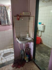 Bathroom Image of 650 Sq.ft 2.5 BHK Apartment / Flat for rent in Vashi Navi Mumbai for Rs. 45000