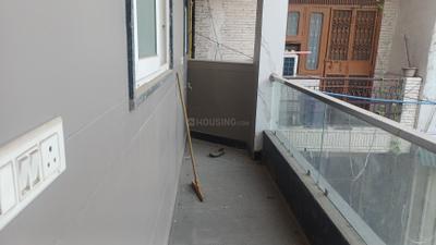 Balcony Image of 1000 Sq.ft 3 BHK Builder Floor for sale in Sector 7 Rohini New Delhi for Rs. 14000000