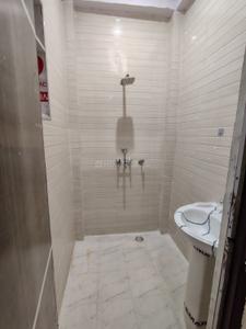 Bathroom Image of 800 Sq.ft 2 BHK Builder Floor for rent in Sector 63 A Noida for Rs. 22000