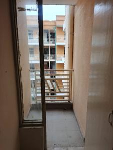 Balcony Image of 700 Sq.ft 3 BHK Apartment / Flat for rent in Adore Happy Homes Pride, Sector 75 Faridabad for Rs. 28000