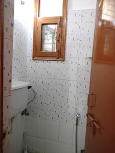 Common Bathroom One Image of 1750 Sq.ft 3 BHK Apartment / Flat for sale in Sector 23 Dwarka New Delhi for Rs. 26000000