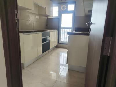 Kitchen Image of 811 Sq.ft 2 BHK Apartment / Flat for sale in Shapoorji Pallonji BKC 28, Bandra East Mumbai for Rs. 31000000
