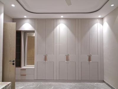Bedroom Image of 2700 Sq.ft 4 BHK Builder Floor for sale in Paschim Vihar New Delhi for Rs. 62500000