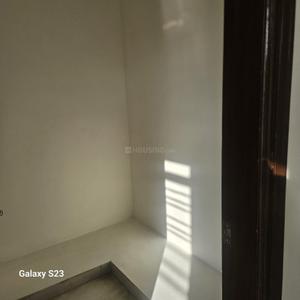 Bedroom Image of 2800 Sq.ft 4 BHK Builder Floor for rent in Unitech Residency Greens, Sector 46 Gurgaon for Rs. 75000