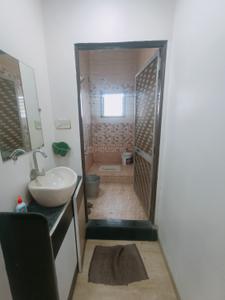Bathroom Image of 1200 Sq.ft 2 BHK Apartment / Flat for rent in Manewada Nagpur for Rs. 25000