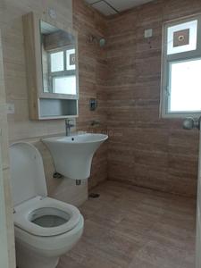 Bathroom Image of 1250 Sq.ft 2.5 BHK Apartment / Flat for sale in Shree Vardhman Victoria, Sector 70 Gurgaon for Rs. 17500000