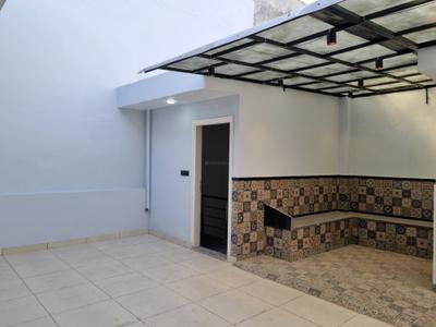 Terrace Image of 2500 Sq.ft 5 BHK Independent House for sale in Dwarka Mor New Delhi for Rs. 25000000