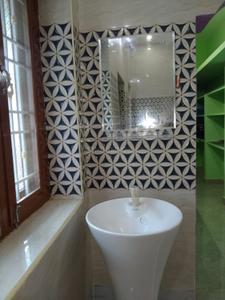 Bathroom Image of 900 Sq.ft 1 BHK Builder Floor for rent in Katpadi Vellore for Rs. 7000