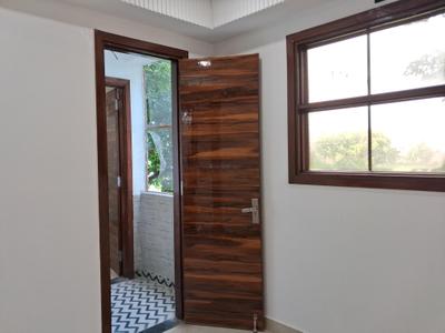 Bedroom Image of 1450 Sq.ft 4 BHK Apartment / Flat for sale in JMD Siddhi Vinayak, Sector 73 Noida for Rs. 8250000