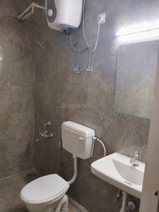Bathroom Image of 950 Sq.ft 2 BHK Apartment / Flat for rent in Egattur Chennai for Rs. 29500