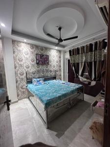 Bedroom Image of 900 Sq.ft 3 BHK Builder Floor for sale in Shahdara New Delhi for Rs. 8500000