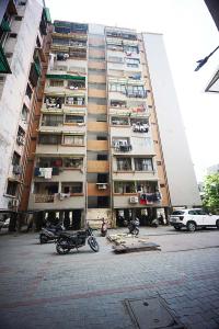 Image of 972 Sq.ft 2 BHK Apartment / Flat for sale in Satellite, Ahmedabad for Rs. 6000000