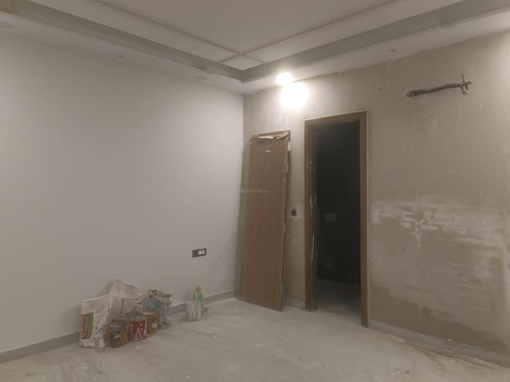 Rohini Extension Main Image 1