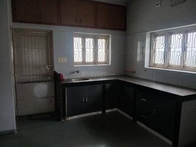 Kitchen Image of 1100 Sq.ft 2 BHK Builder Floor for rent in Old Padra Road Vadodara for Rs. 13000