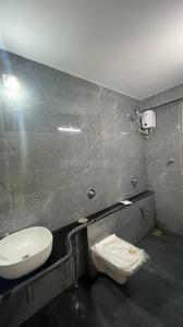 Bathroom Image of 1050 Sq.ft 2 BHK Apartment / Flat for rent in Runwal Sanctuary, Mulund West Mumbai for Rs. 58000