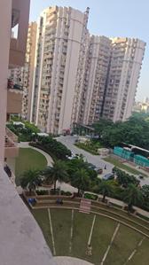 Image of 1505 Sq.ft 3 BHK Apartment / Flat for rent in Supertech Cape Town, Sector 74, Noida for Rs. 35000