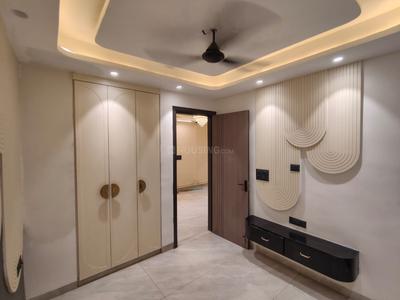 Bedroom Image of 520 Sq.ft 2 BHK Builder Floor for rent in Dwarka Mor New Delhi for Rs. 18500