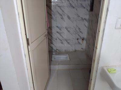 Bathroom Image of 650 Sq.ft 2 BHK Apartment / Flat for sale in Harni Vadodara for Rs. 2200000